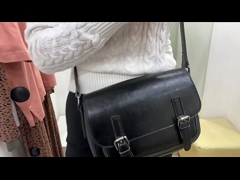 ❤️ Offentlig onani av den unga slynan FeralBerry med en dildo i provrummet ❤ Anal video at porn sv.gaypornforyou.ru ❌❤
